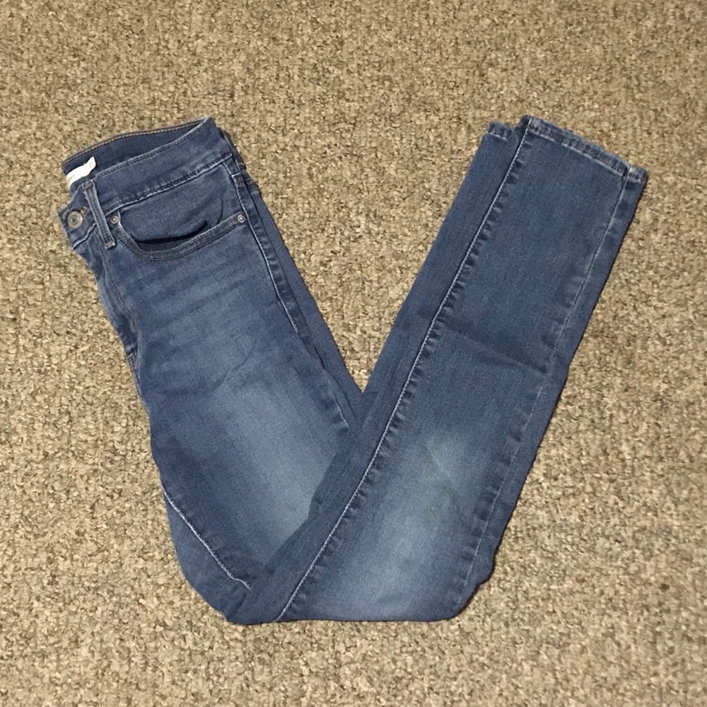 Levi’s Slimming Skinny